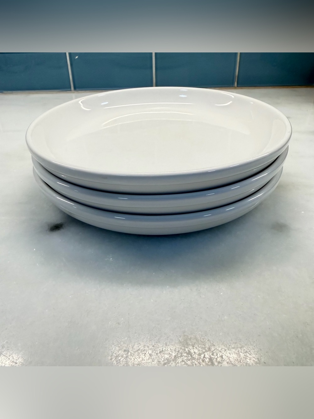 Crate & Barrel Culinary Arts Porcelain White Pasta Soup Bowls Set of 3 8”